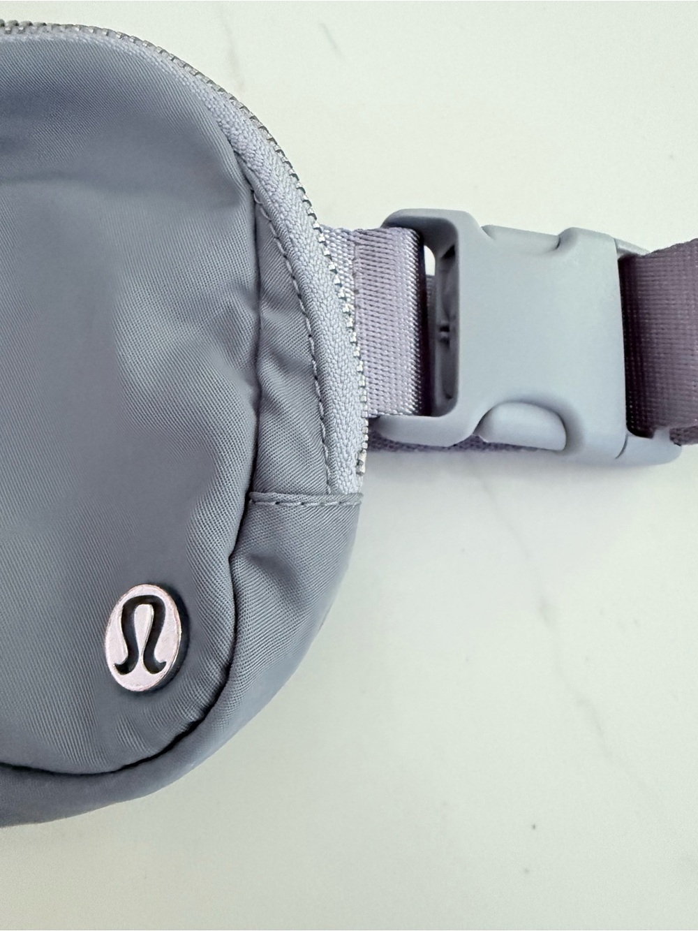 lululemon athletica Gray Crossbody Belt Bag - Picture 2 of 10